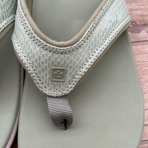 Women's Green Sandals